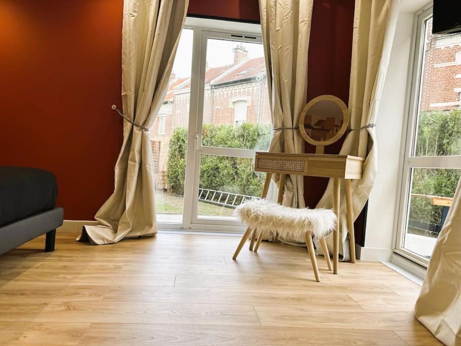 Loft O'Chalet - 10 Min Gare - Parking Prive Amiens Extérieur photo